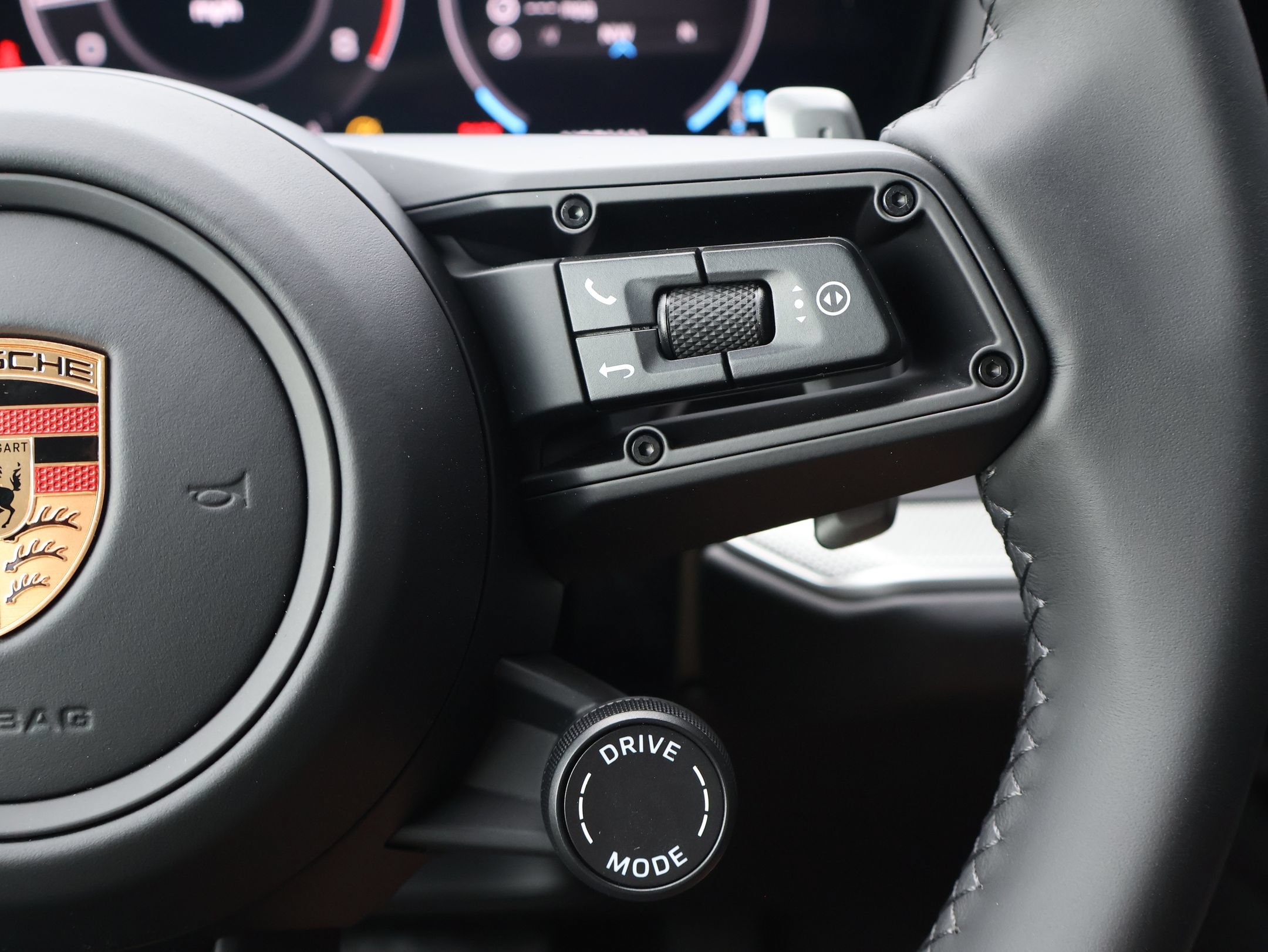 New 2026 Porsche Cayenne AWD/4WD image 18