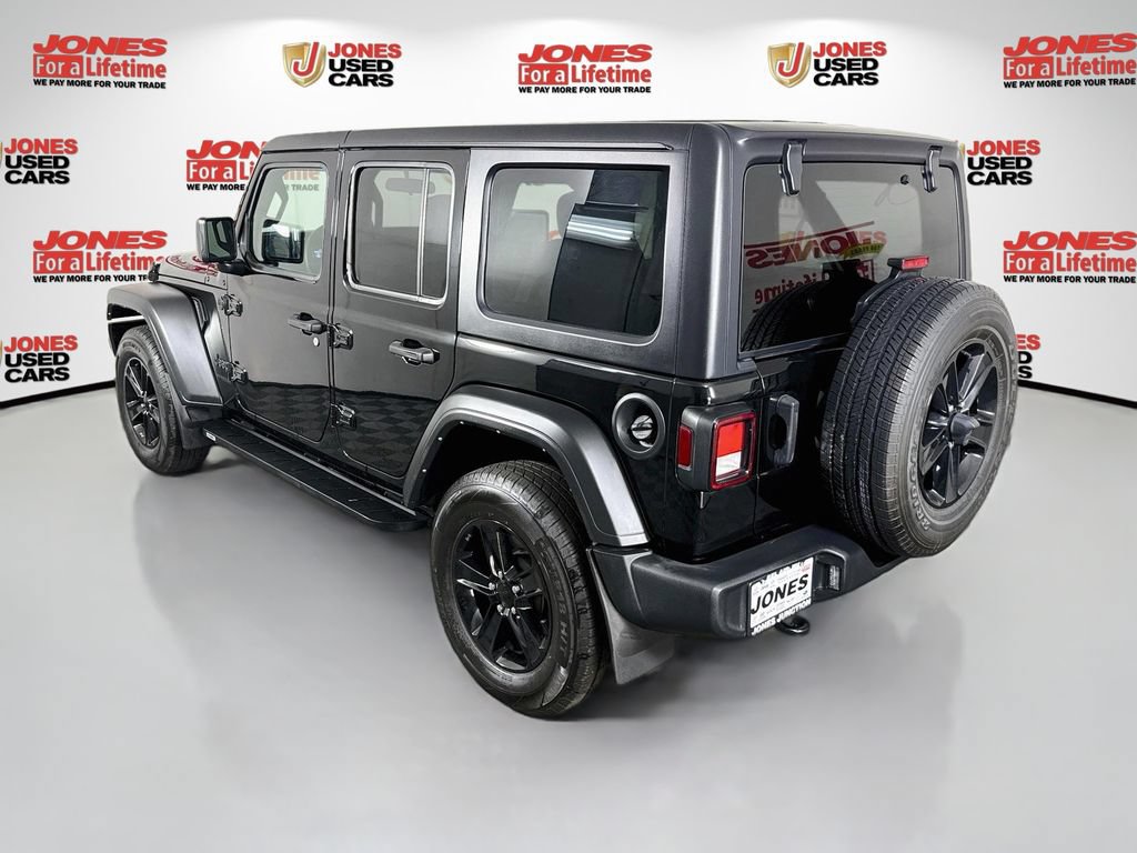 Used 2022 Jeep Wrangler Unlimited Sport AWD/4WD image 2