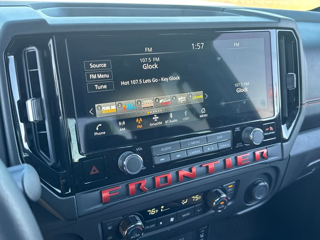 Used 2025 Nissan Frontier Pro-X w/ Pro Convenience Package image 19