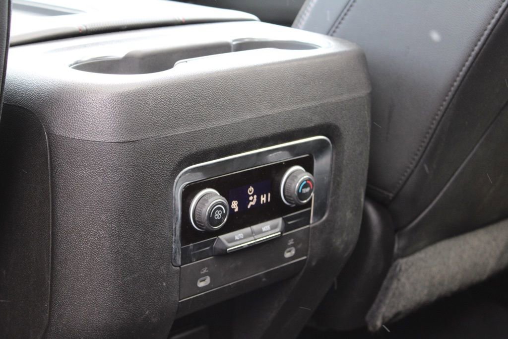 Used 2021 Chevrolet Suburban RST image 28