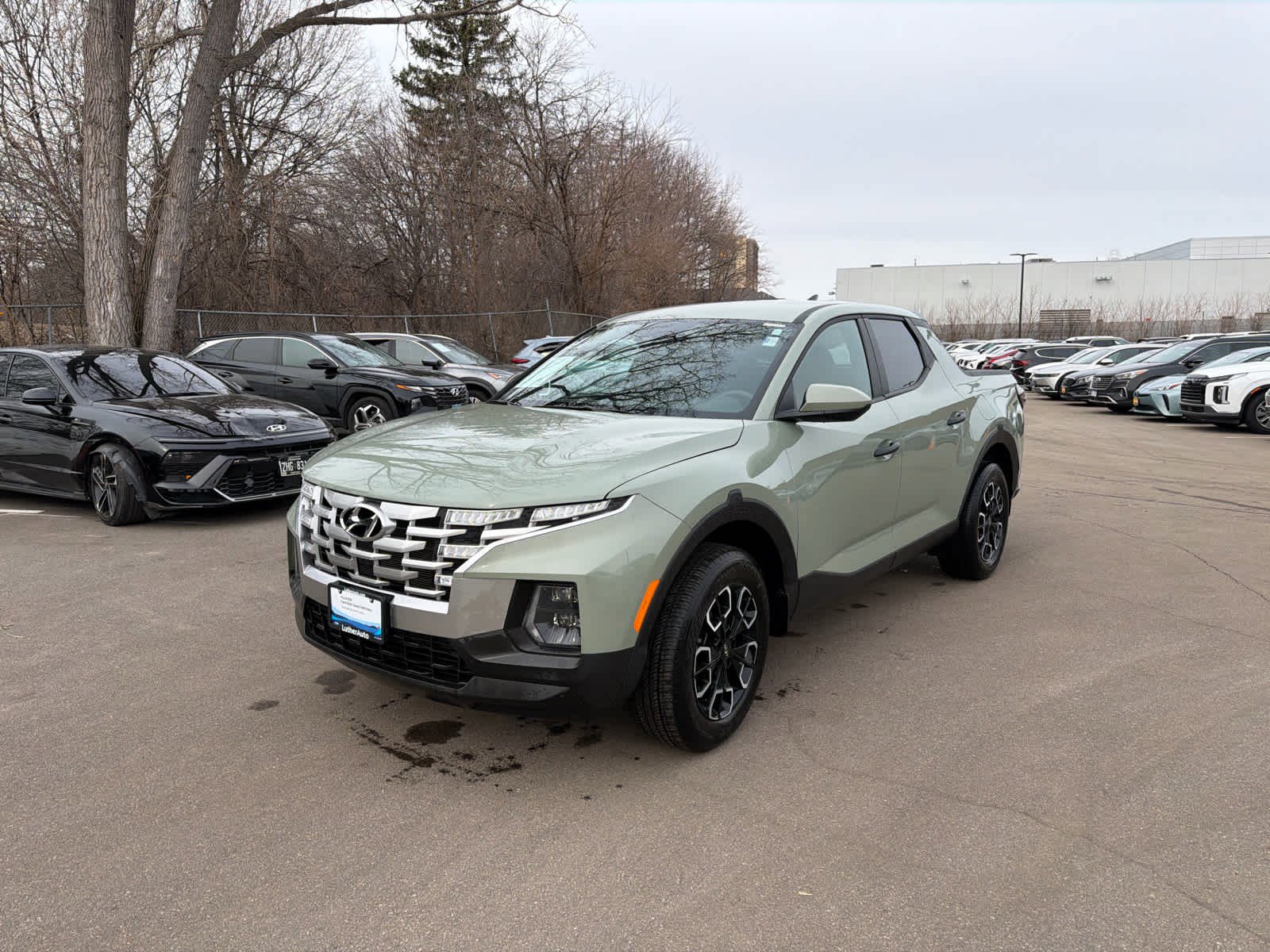 Used 2024 Hyundai Santa Cruz SE image 4