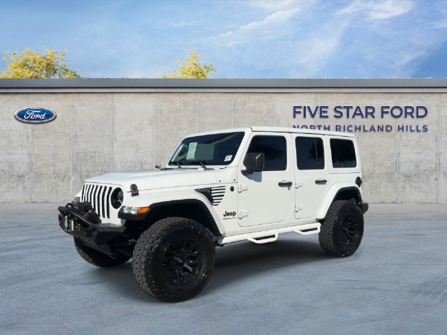 Used 2023 Jeep Wrangler Unlimited Sahara AWD/4WD image 4