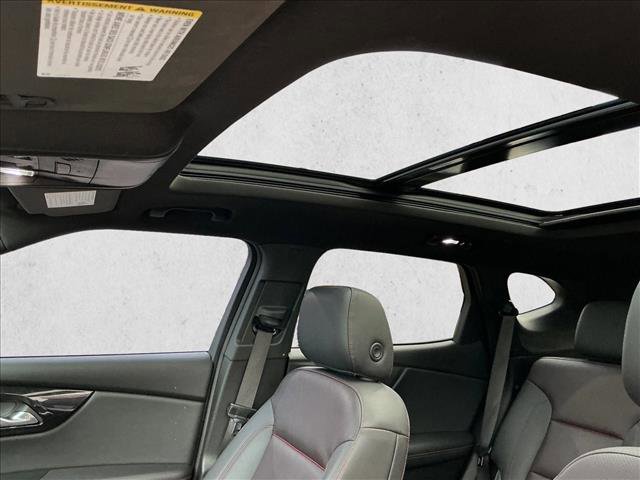 Used 2023 Chevrolet Blazer RS w/ Enhanced Convenience Package image 11