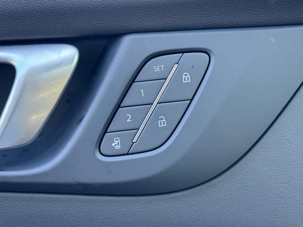 New 2026 Buick Enclave Preferred w/ Power Package image 10