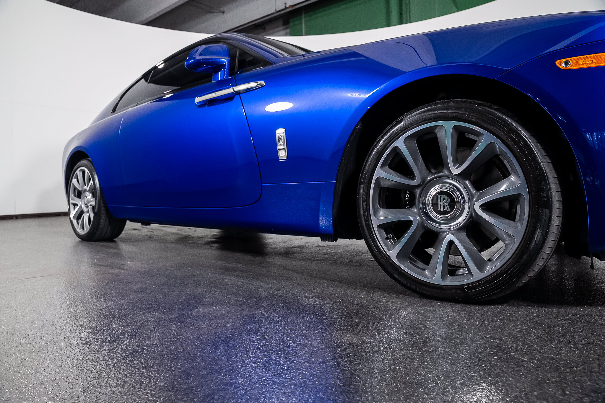 Used 2020 Rolls-Royce Wraith RWD image 38