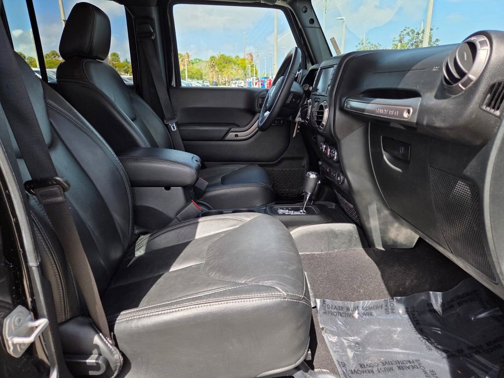 Used 2018 Jeep Wrangler Altitude image 10