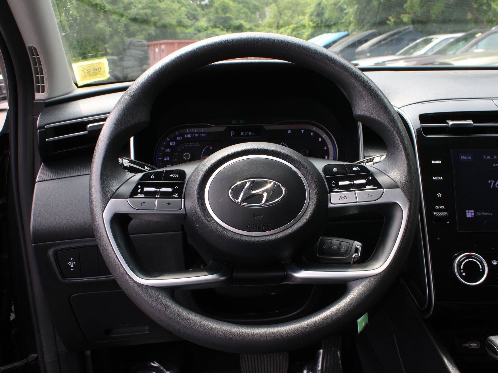 Used 2022 Hyundai Tucson SE AWD/4WD image 10