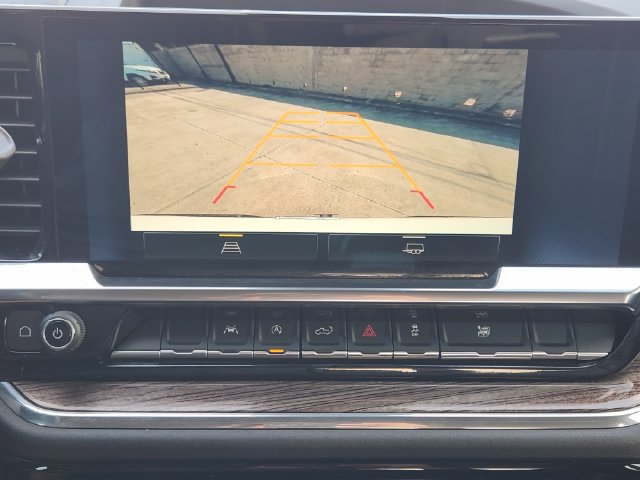 Used 2024 Chevrolet Silverado 1500 LT RWD image 6