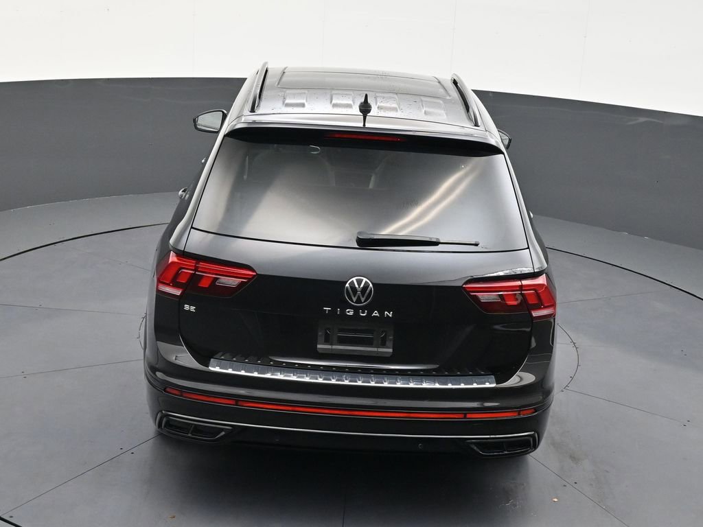 Used 2023 Volkswagen Tiguan SE R-Line image 15