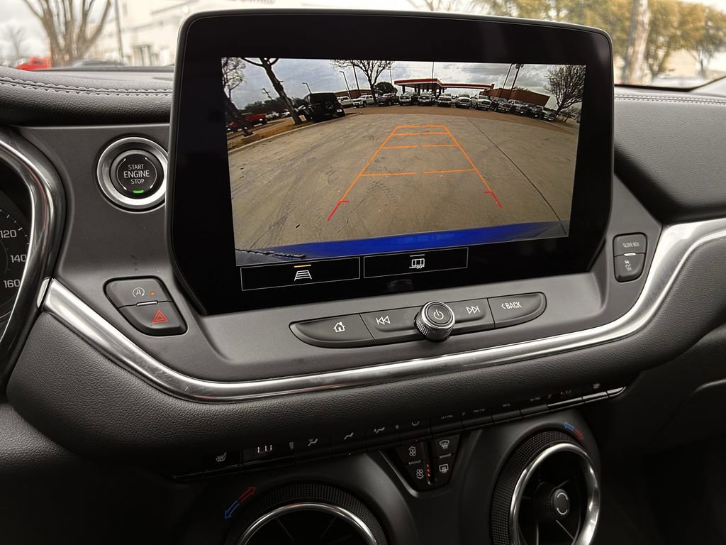 Used 2025 Chevrolet Blazer LT image 18