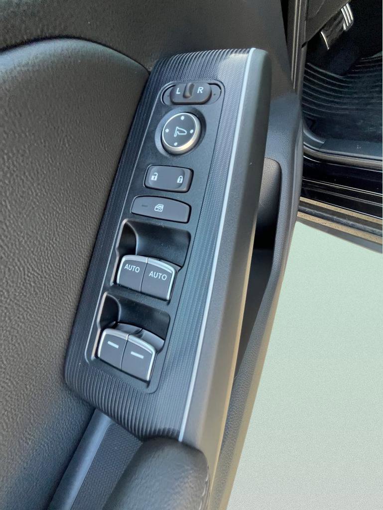 Certified 2025 Honda Civic Sport Touring image 24