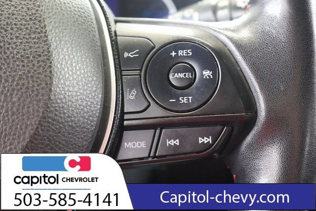 Used 2021 Toyota RAV4 SE w/ Weather & Moonroof Package AWD/4WD image 22