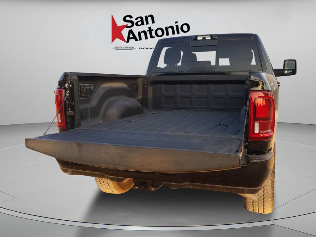 New 2026 RAM 2500 Laramie w/ Night Edition image 28
