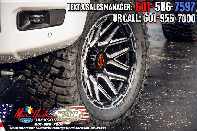 New 2026 Ford F250 Lariat w/ Black Appearance Package image 7