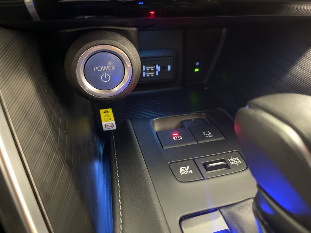 Certified 2022 Toyota Venza Limited AWD/4WD image 30