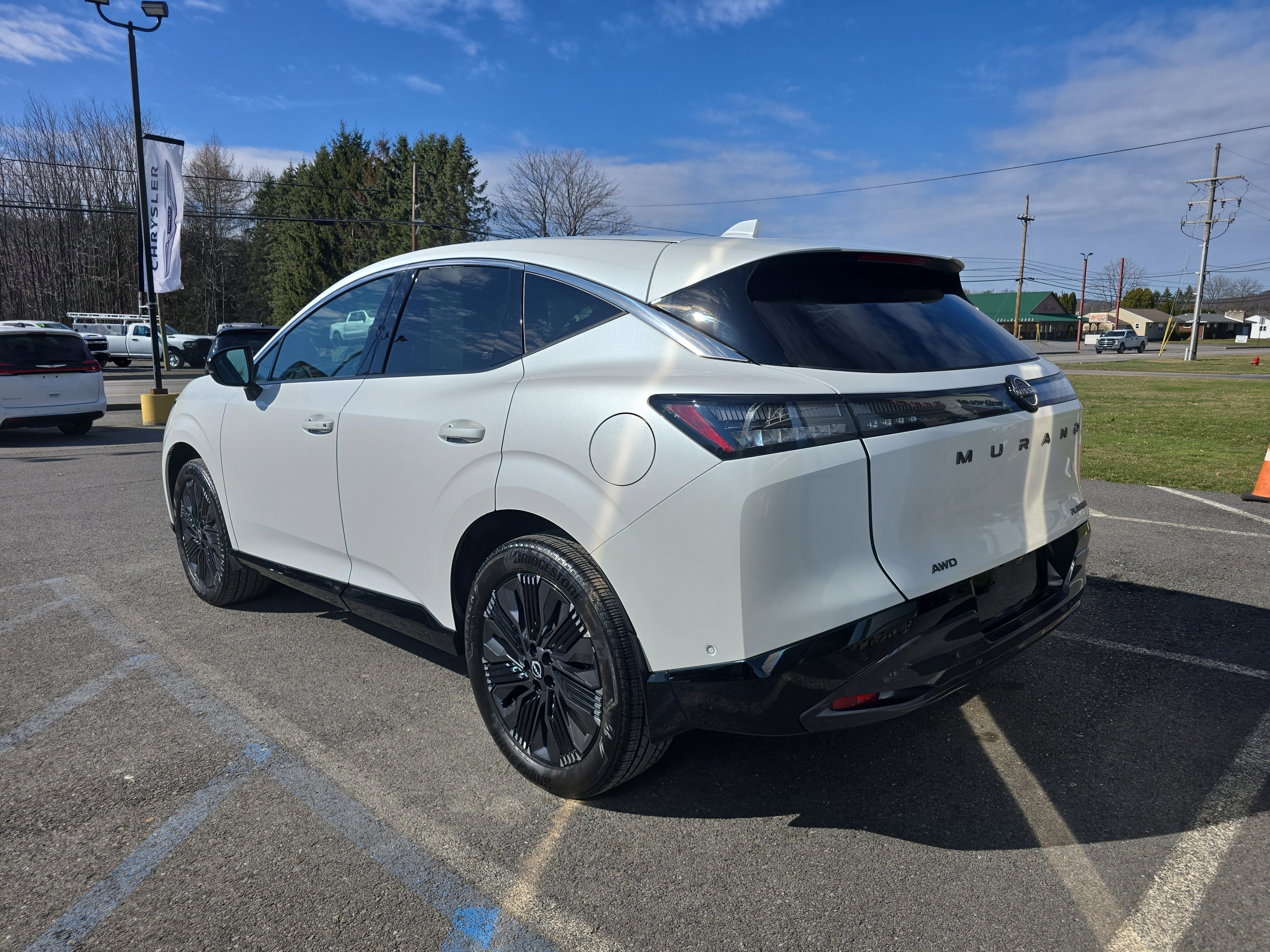 Used 2025 Nissan Murano Platinum w/ Cargo Package AWD/4WD image 6