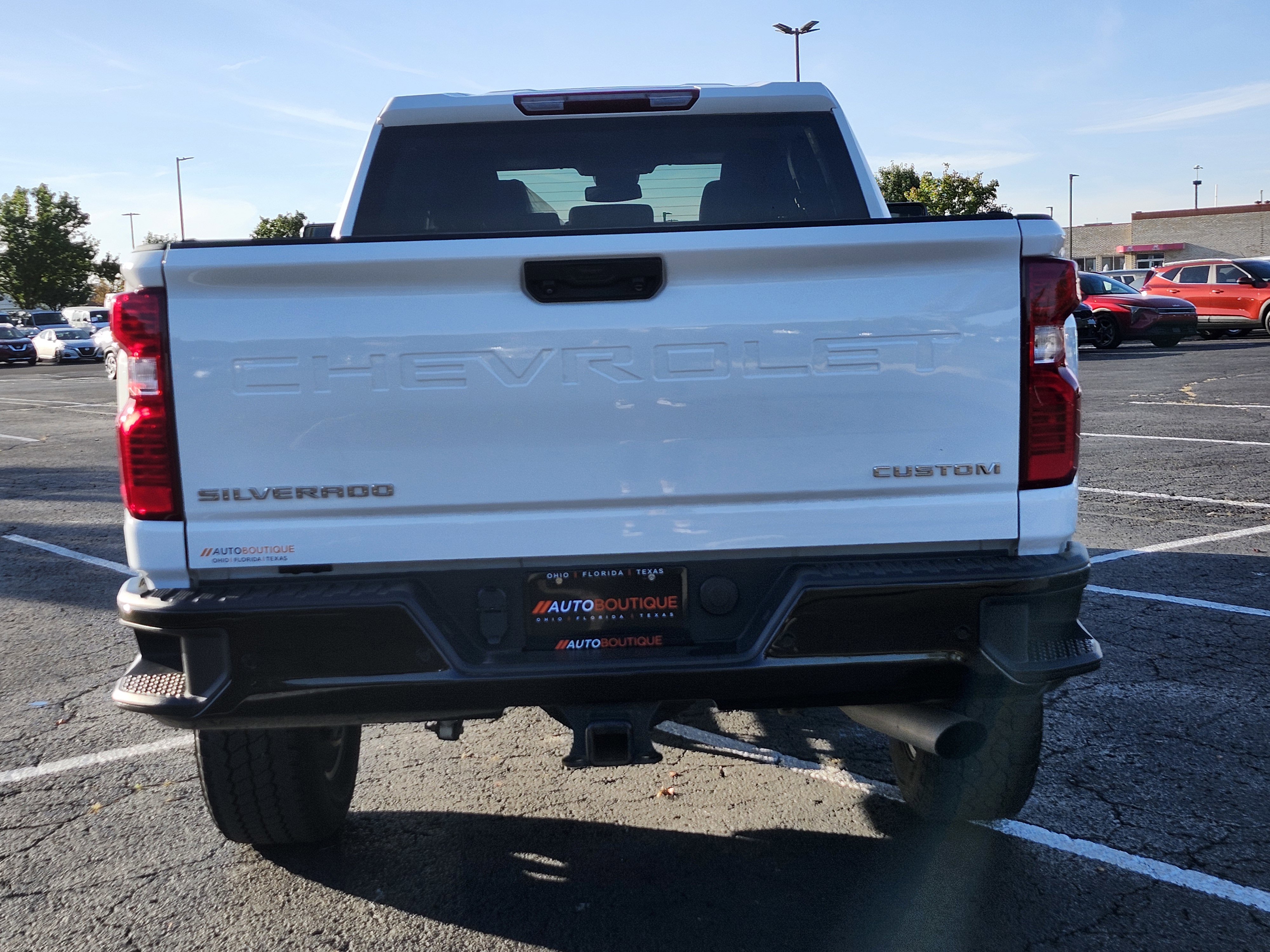 Used 2024 Chevrolet Silverado 2500 Custom w/ Custom Value Package image 12