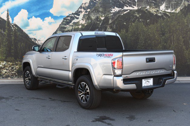 Certified 2023 Toyota Tacoma TRD Sport w/ Advanced Technology Package AWD/4WD image 9