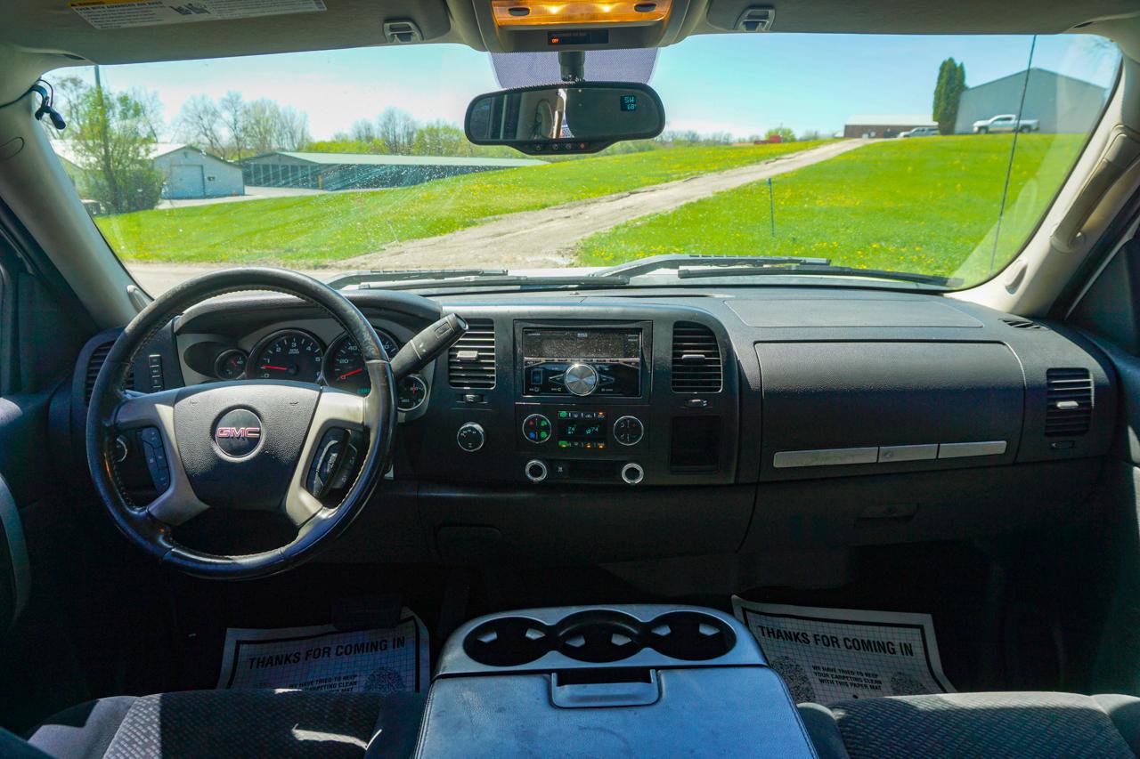 Used 2008 GMC Sierra 1500 SLE w/ Power Pack Plus AWD/4WD image 10