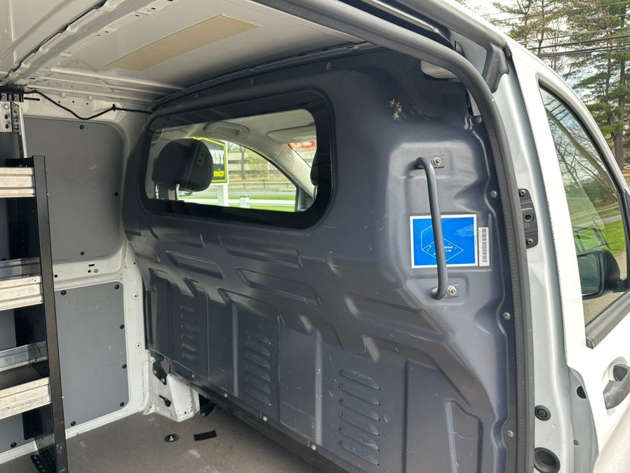 Used 2023 Mercedes-Benz Metris image 20
