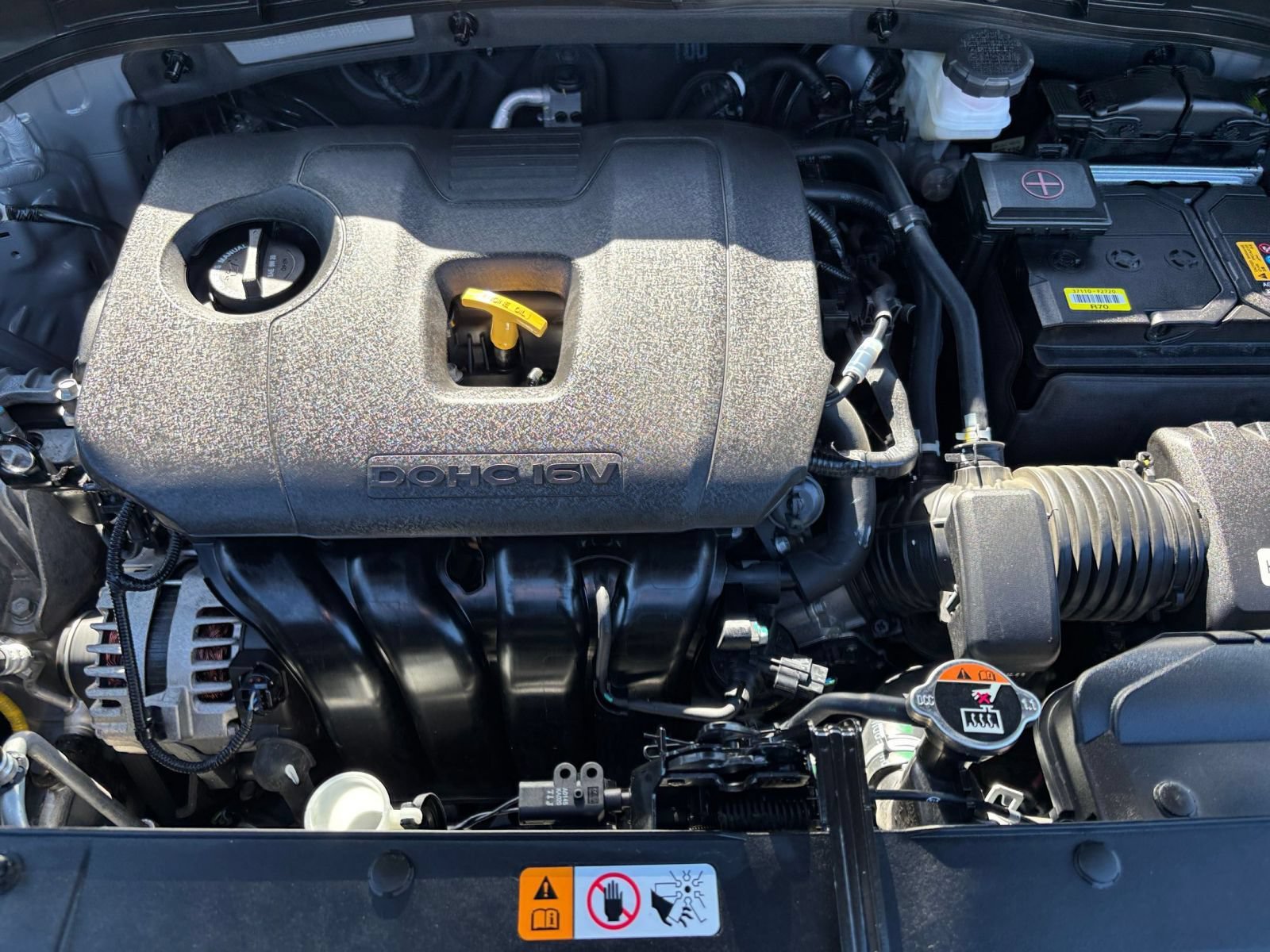 Used 2025 Kia Soul LX w/ LX Technology Package FWD image 32