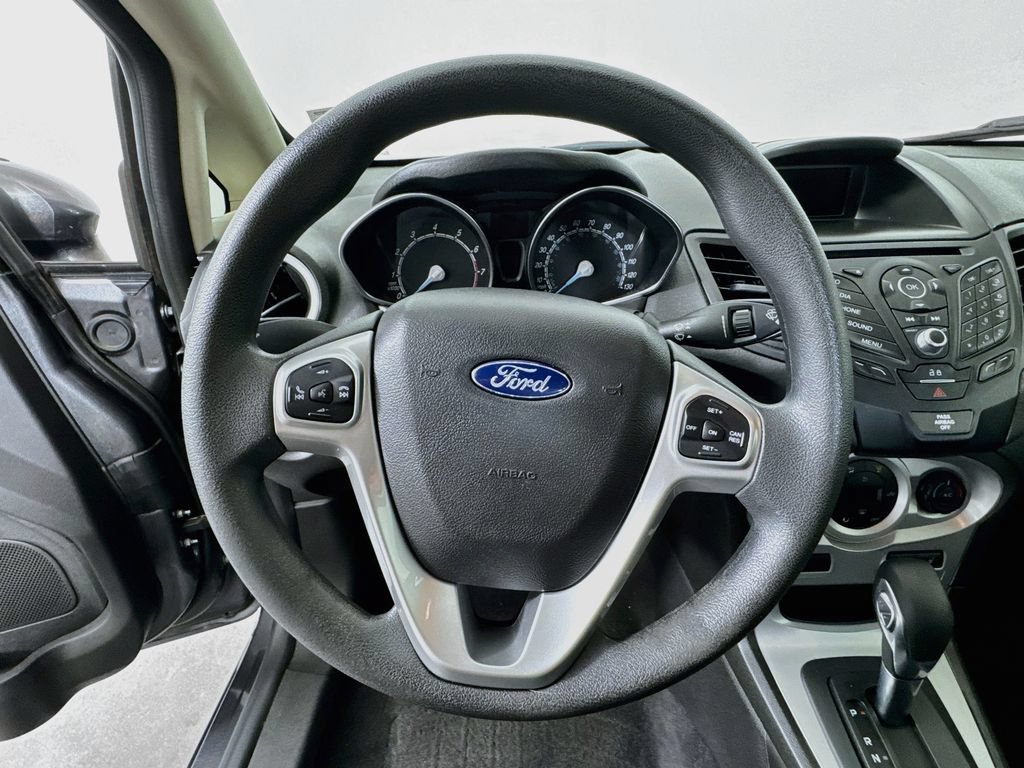Used 2018 Ford Fiesta SE w/ Cold Weather Package FWD image 15