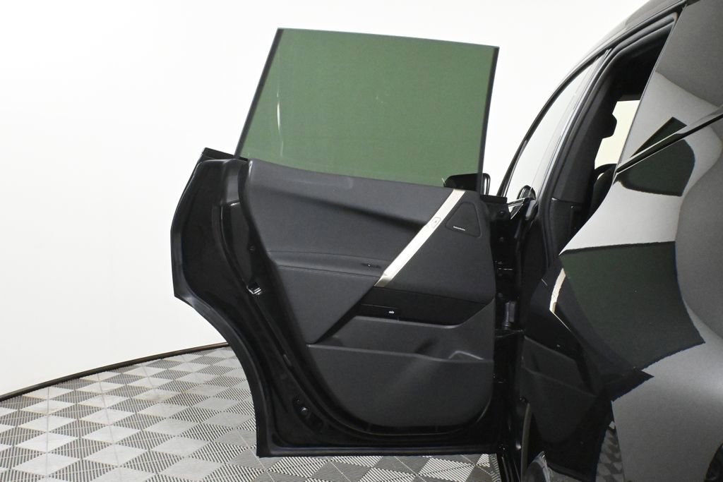 Used 2025 BMW iX xDrive50 w/ Premium Package image 30