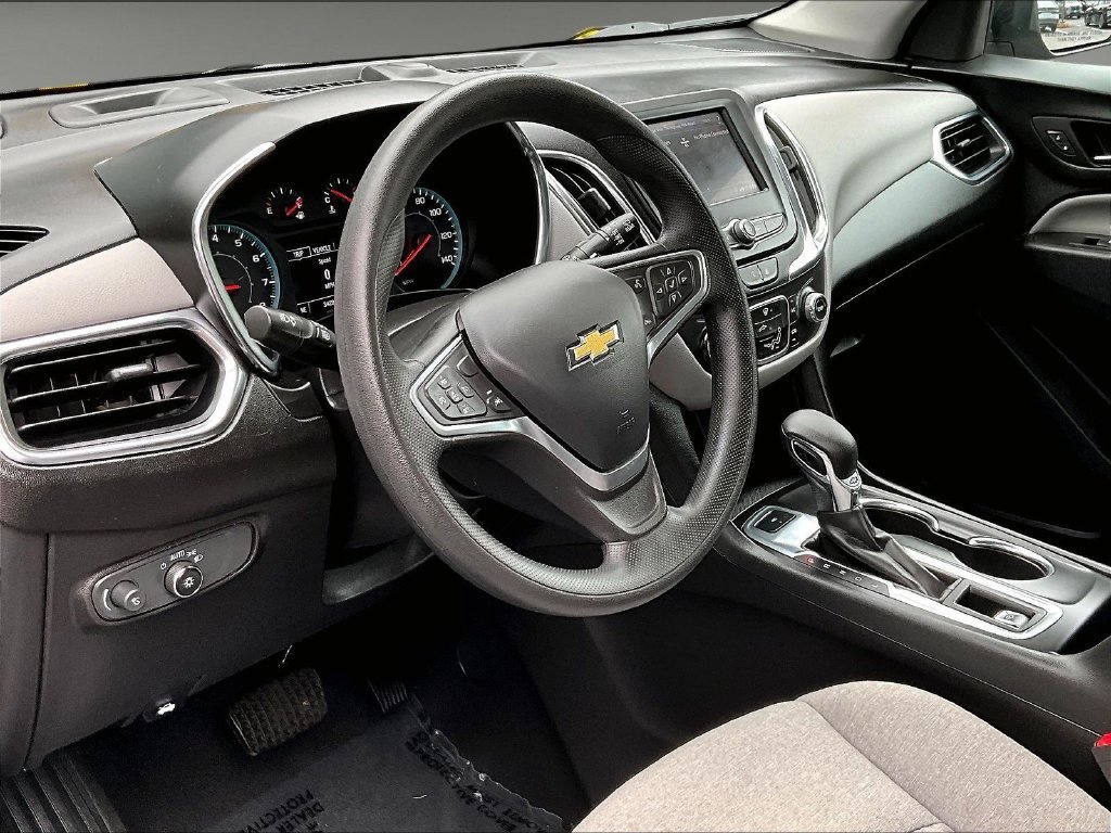 Used 2023 Chevrolet Equinox LS AWD/4WD image 11