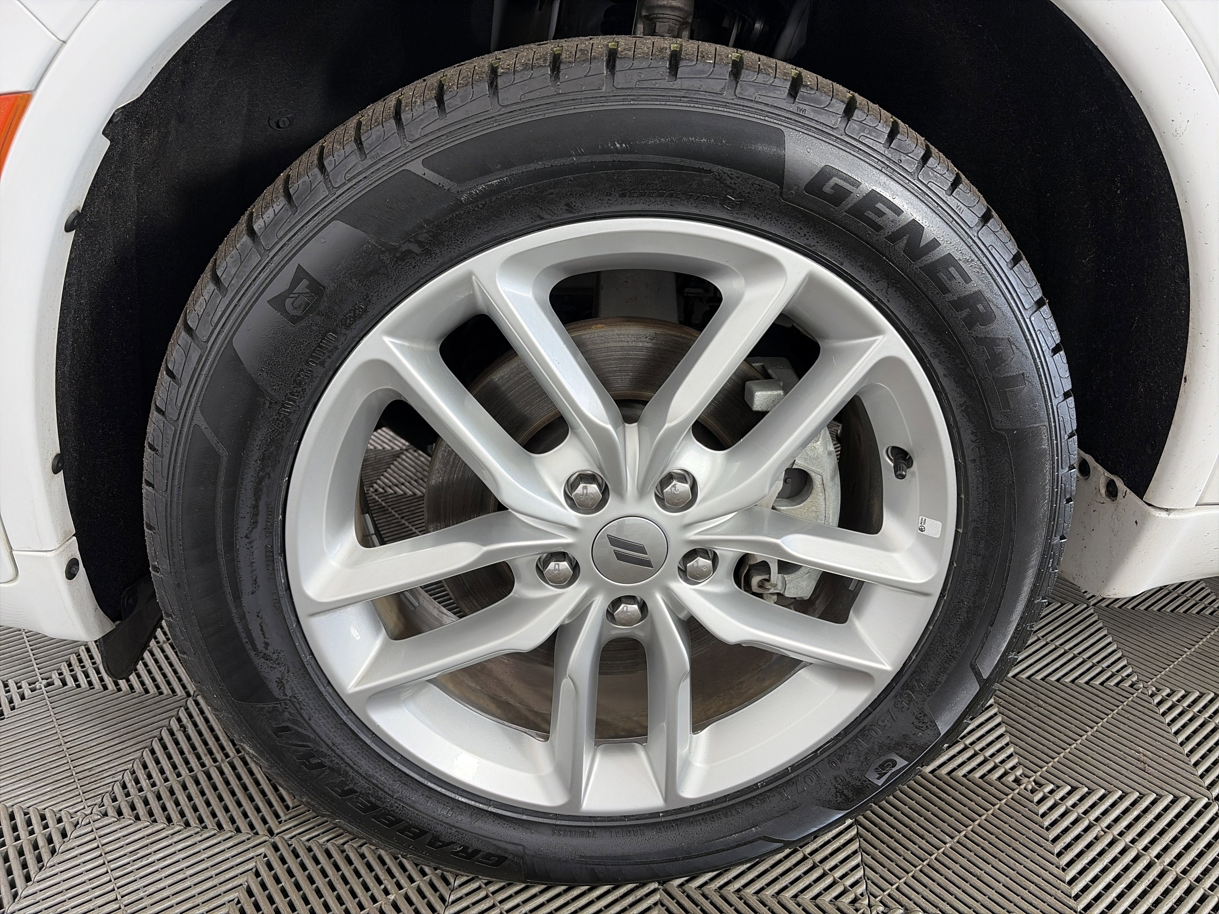 Used 2024 Dodge Durango GT image 19