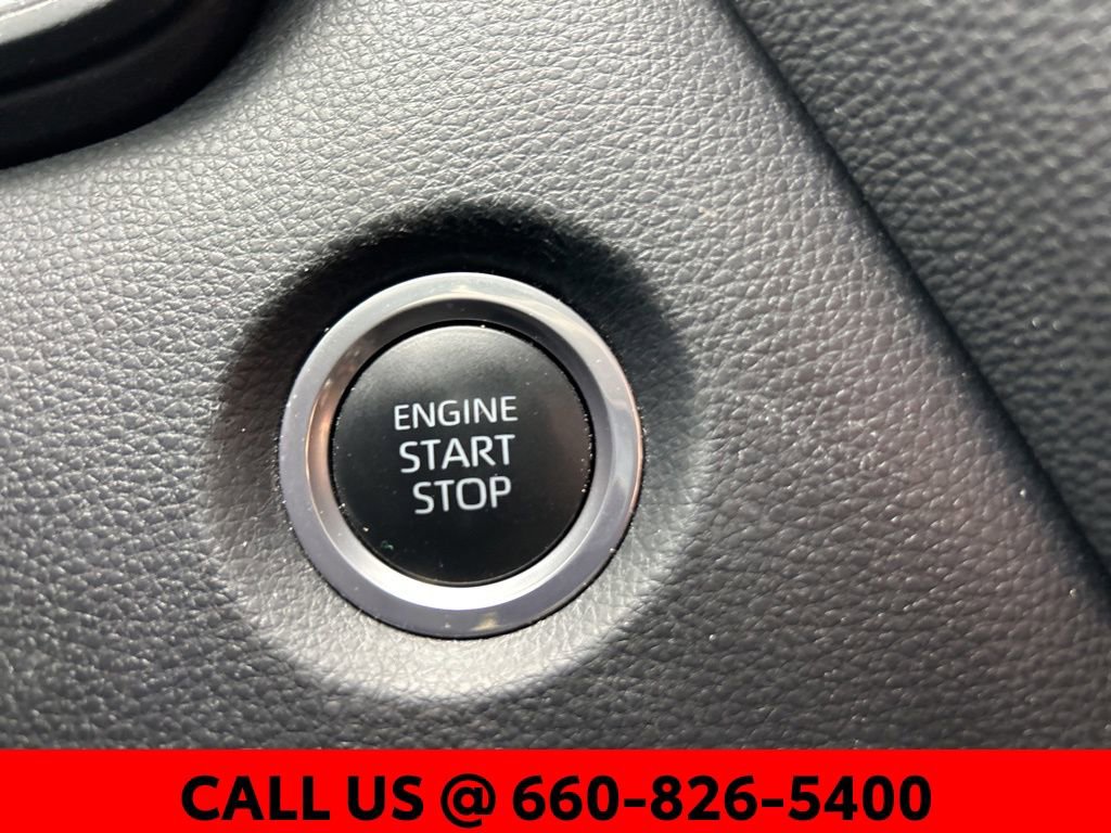 Used 2024 Toyota Corolla SE image 14