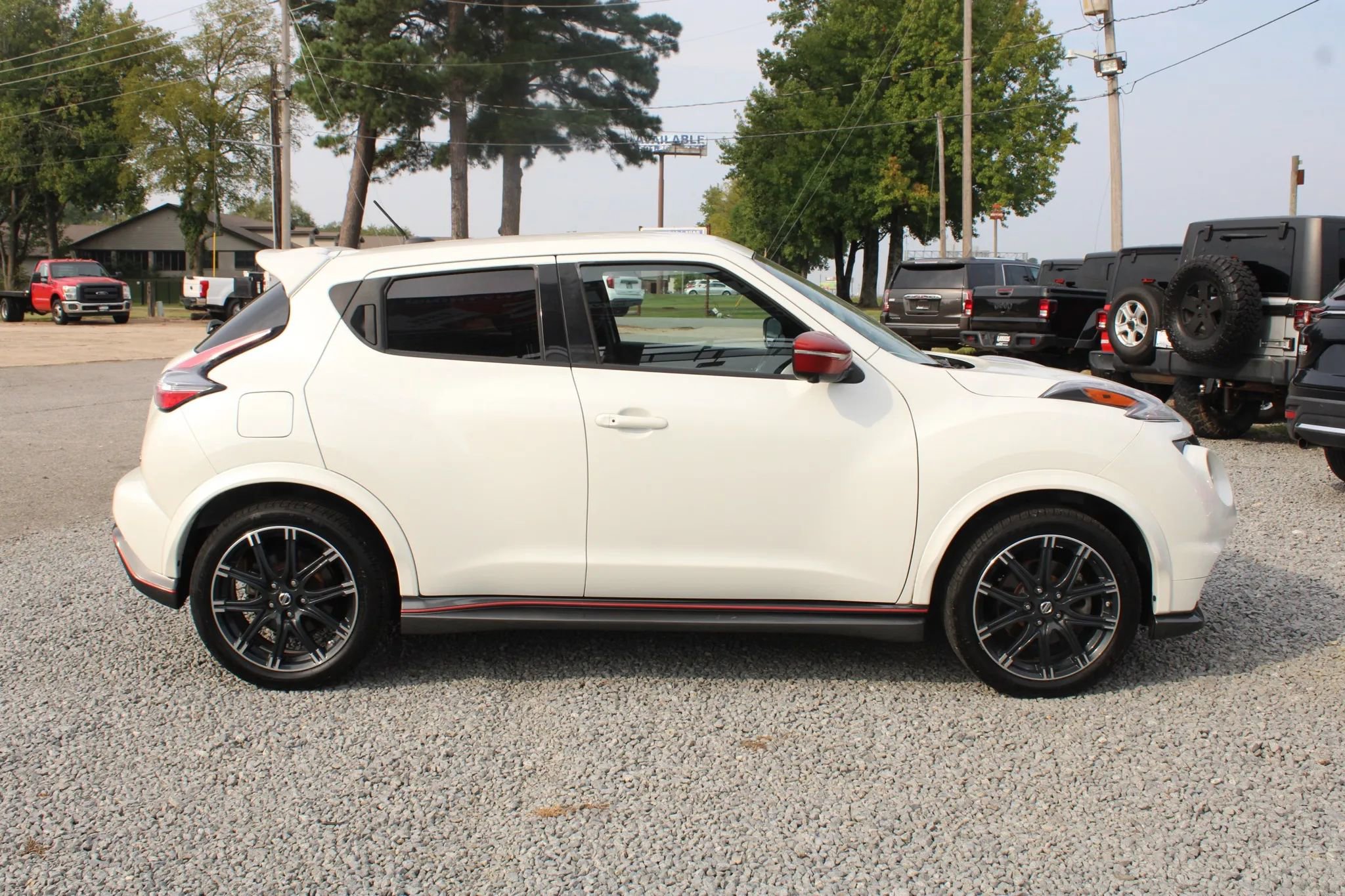 Used 2015 Nissan Juke NISMO image 10