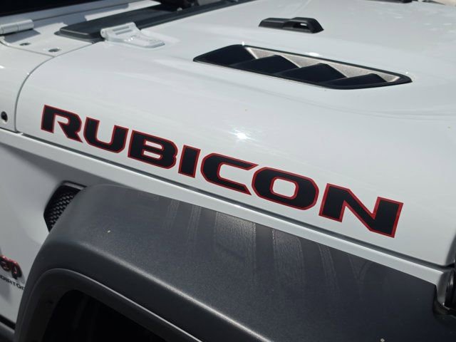 Used 2024 Jeep Gladiator Rubicon w/ Technology Group AWD/4WD image 9