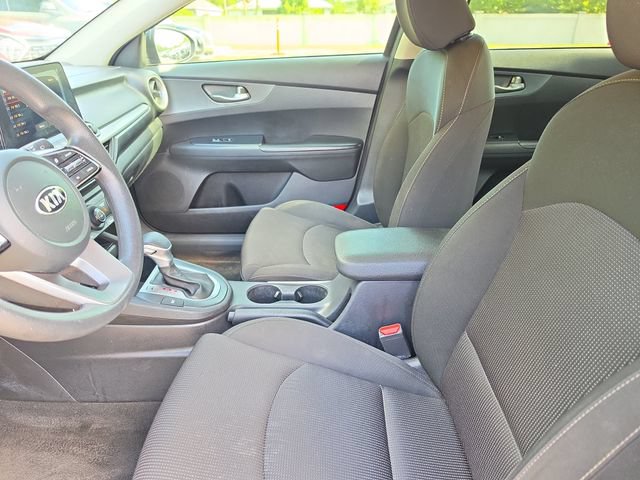 Used 2021 Kia Forte LXS FWD image 14