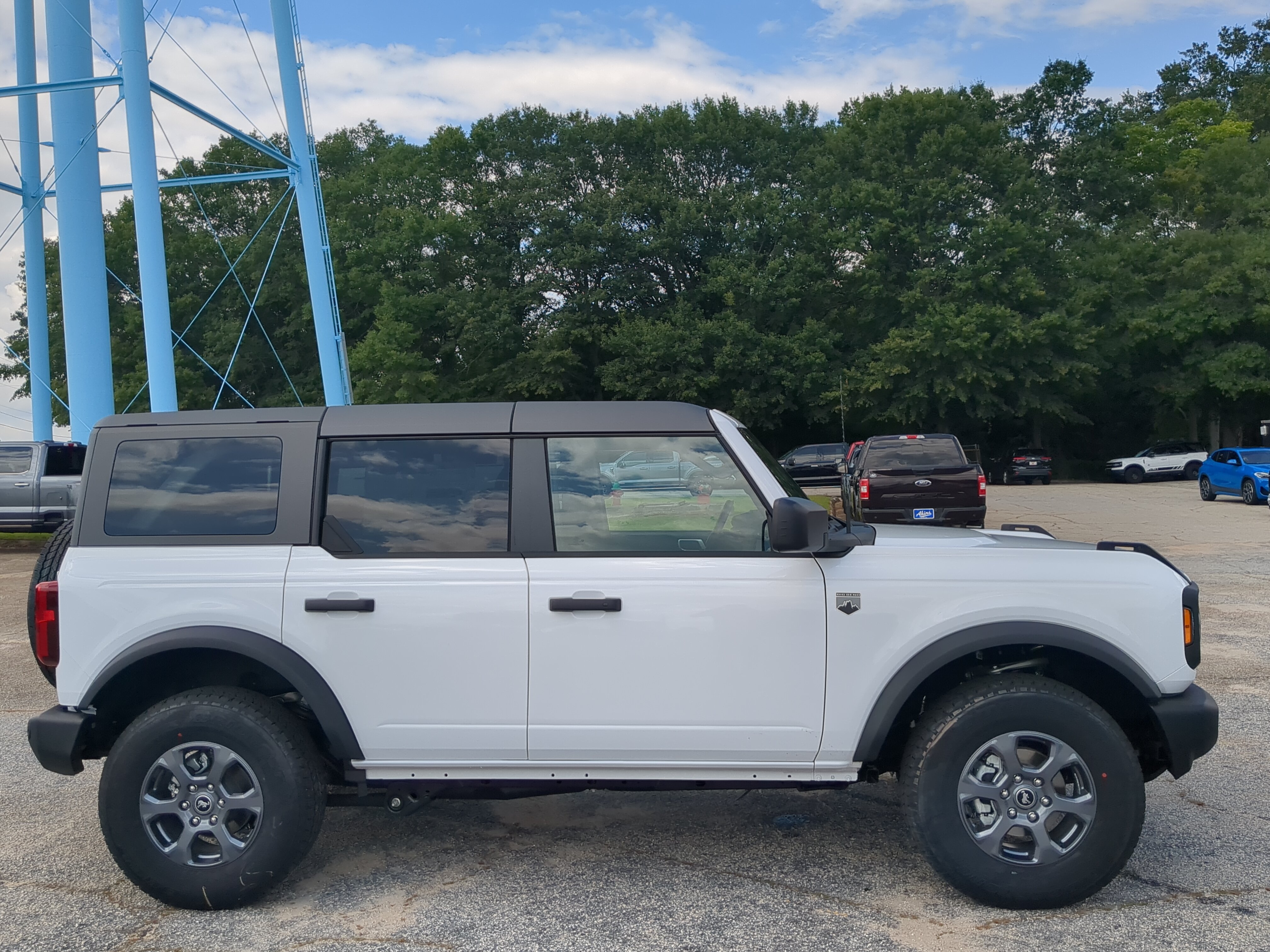 New 2026 Ford Bronco Big Bend AWD/4WD image 2