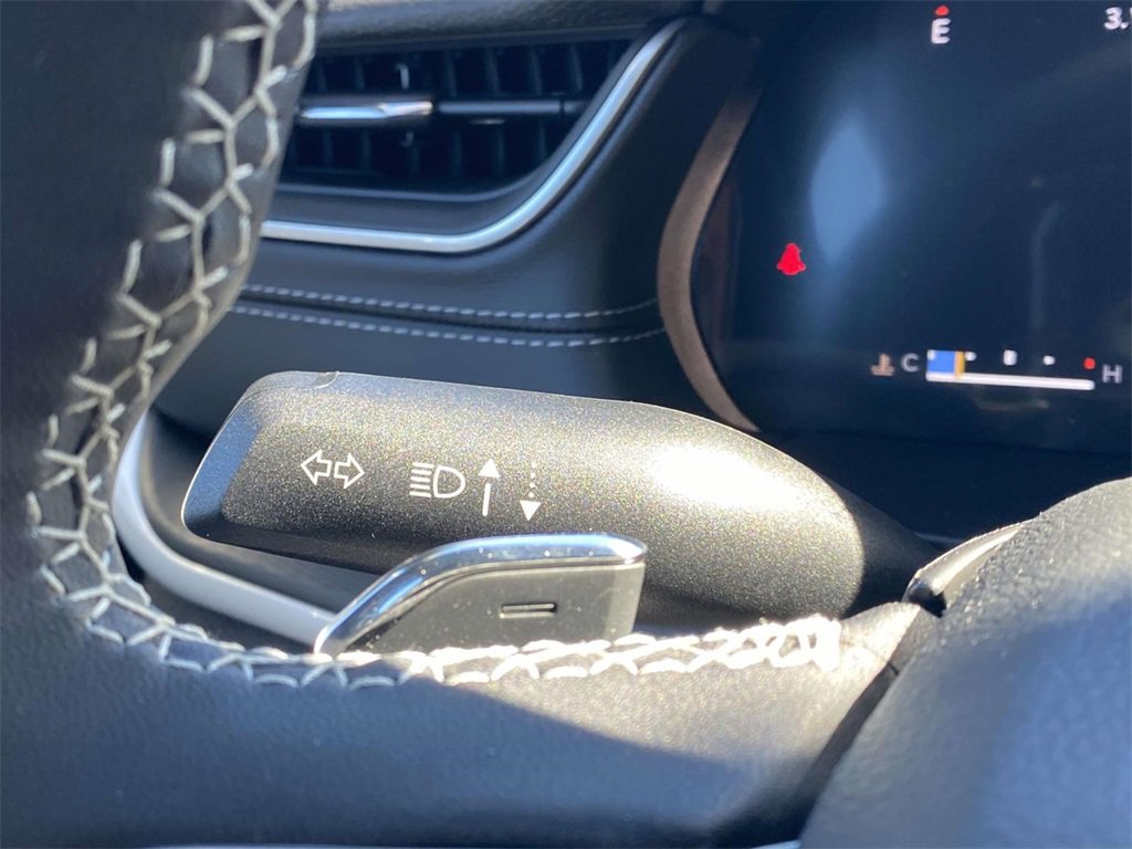 New 2025 Jeep Grand Cherokee L Altitude image 26