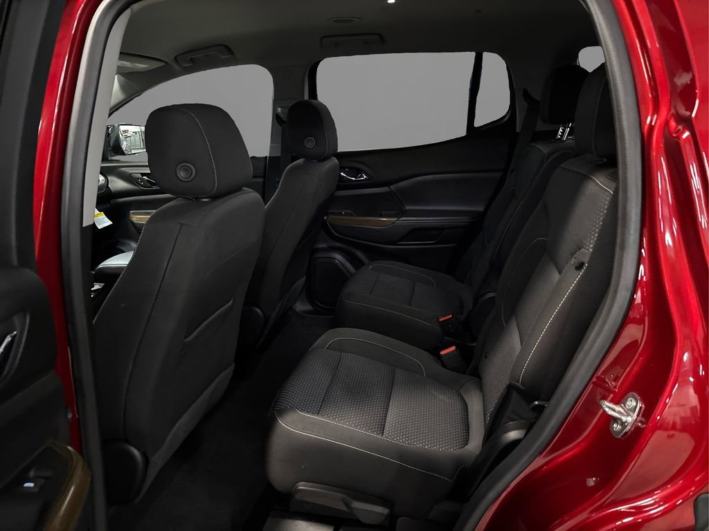 Used 2023 GMC Acadia SLE w/ Driver Convenience Package image 10