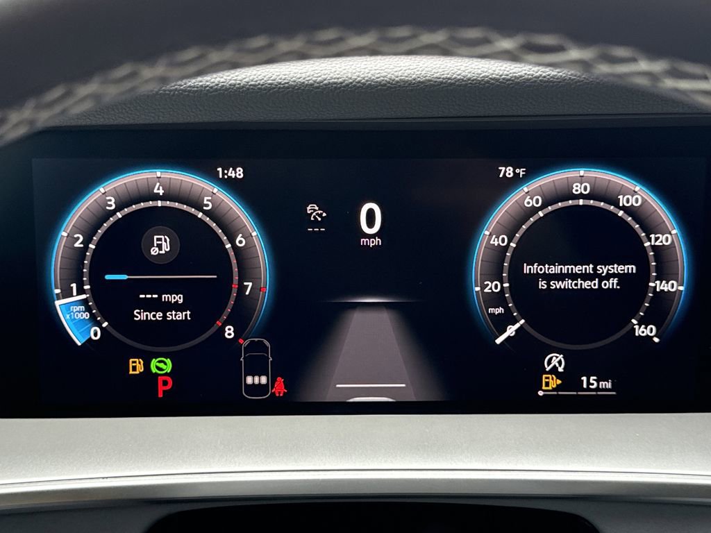 New 2025 Volkswagen Tiguan SE image 30