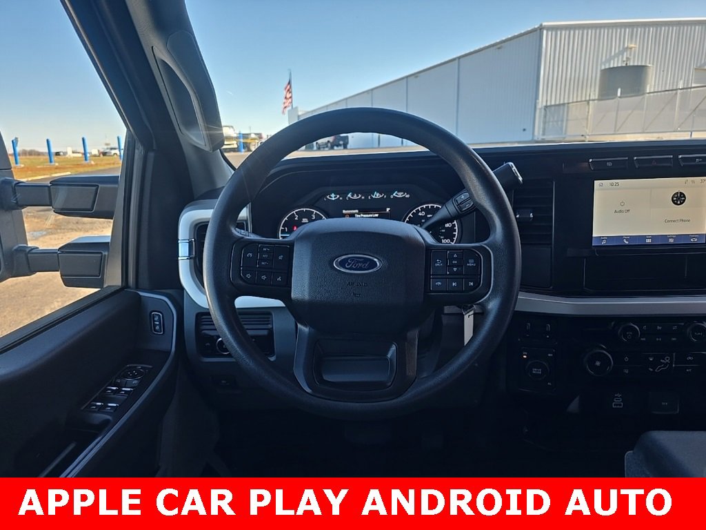Used 2024 Ford F250 XLT image 2