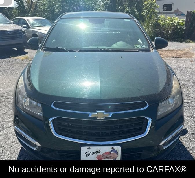 Used 2015 Chevrolet Cruze LT FWD image 2