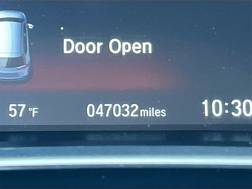 Used 2022 Honda CR-V Touring image 12