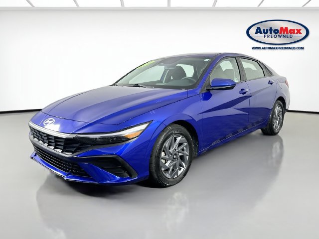 Used 2024 Hyundai Elantra SEL FWD image 4