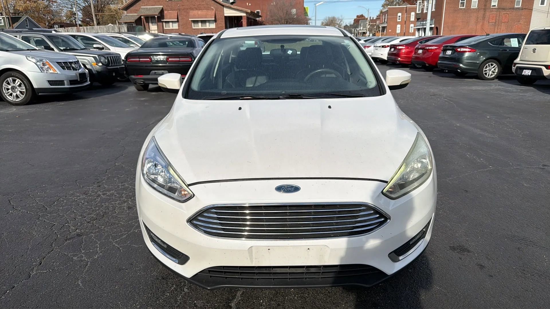 Used 2017 Ford Focus Titanium image 2