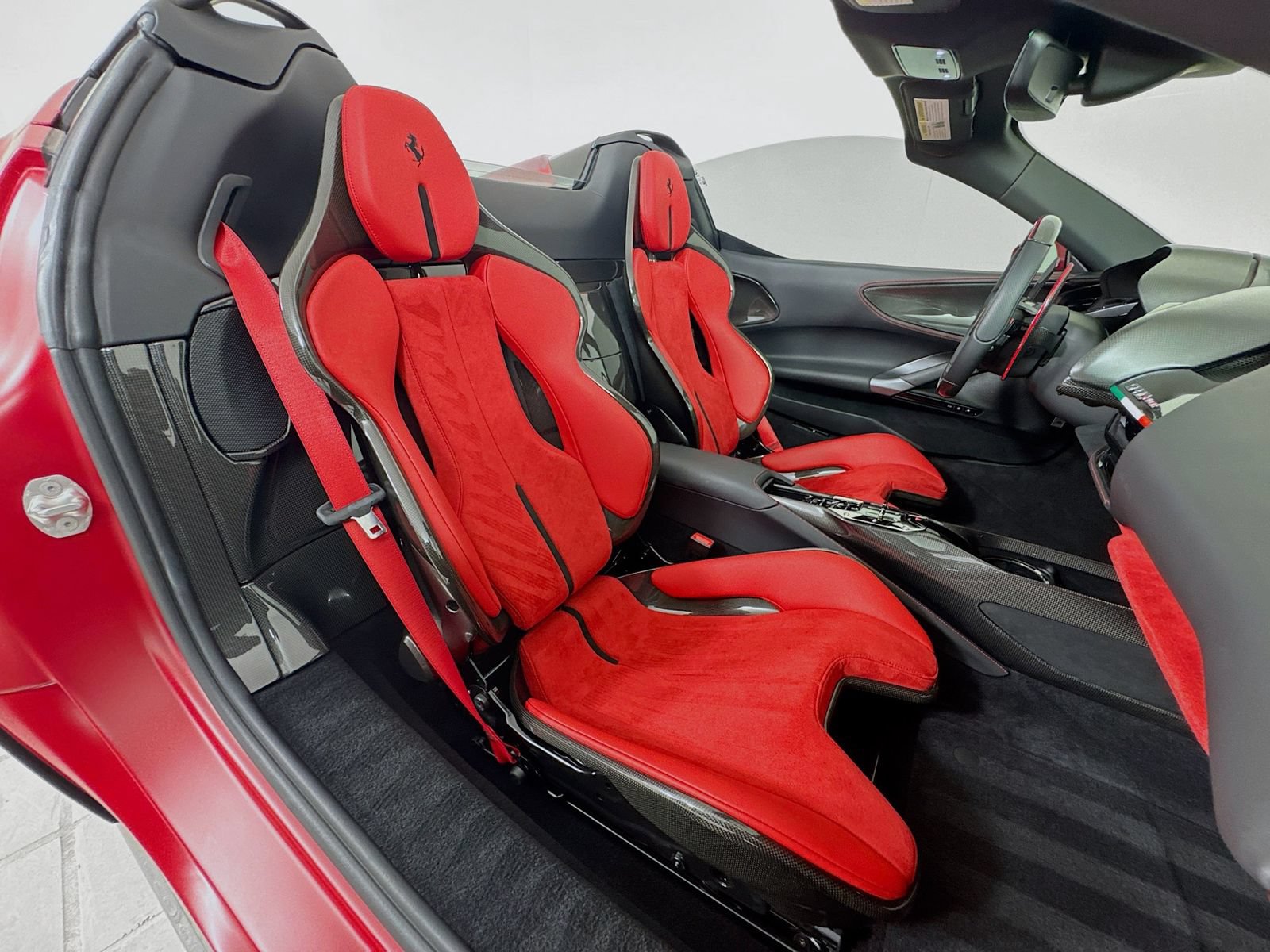 Used 2023 Ferrari SF90 Spider AWD/4WD image 22