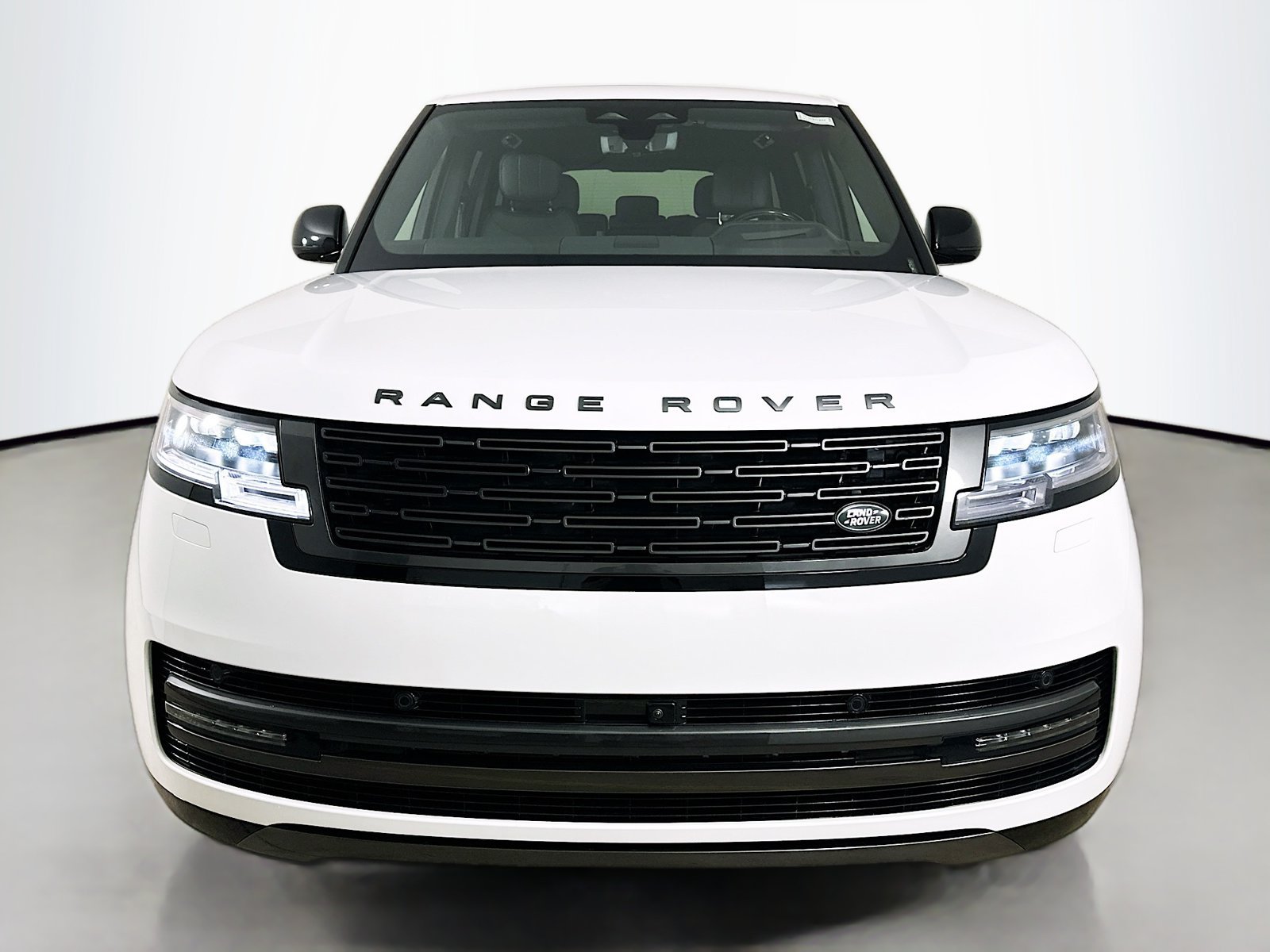 New 2026 Land Rover Range Rover Long Wheelbase SE AWD/4WD image 2