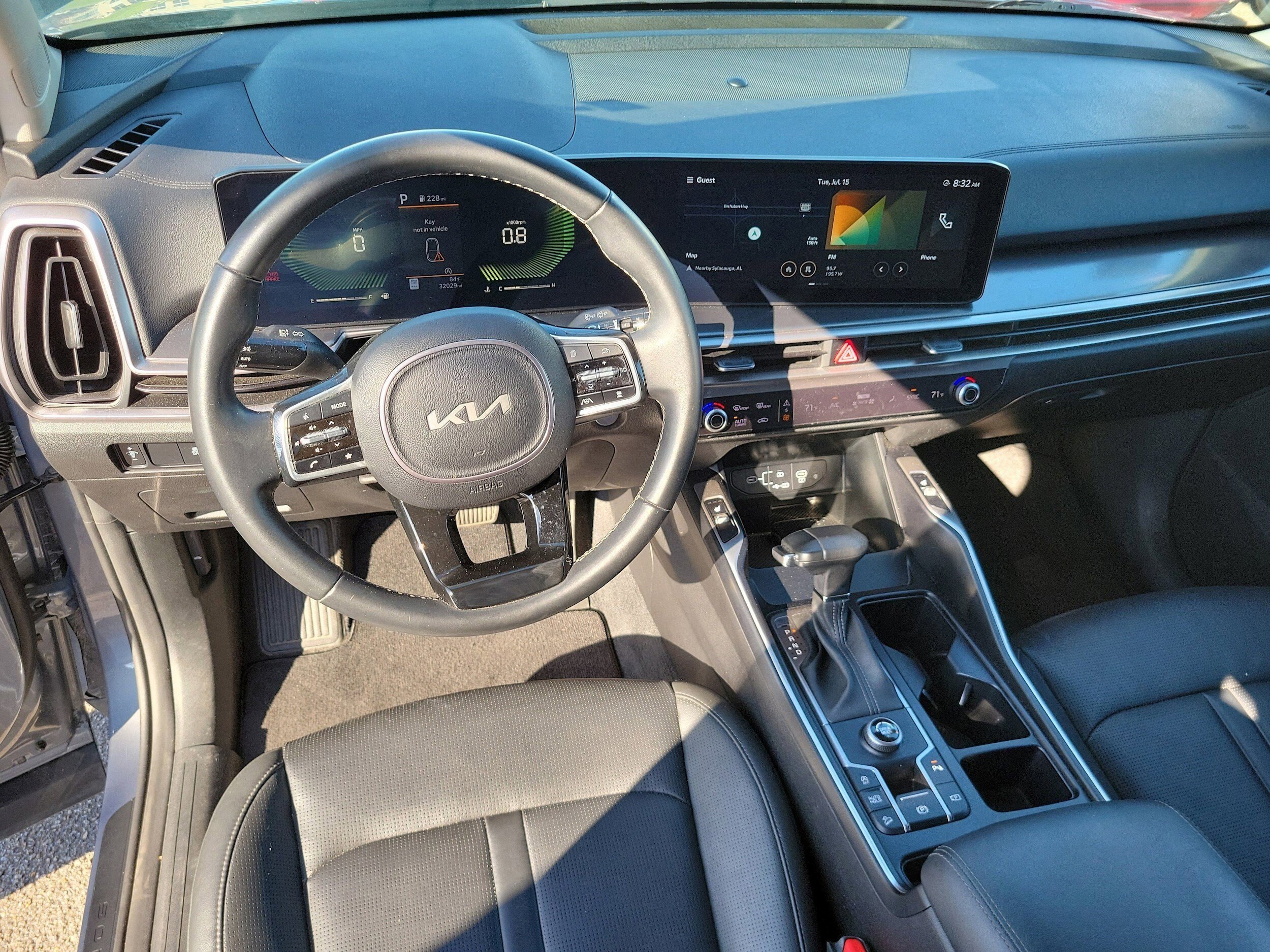 Used 2024 Kia Sorento S image 20