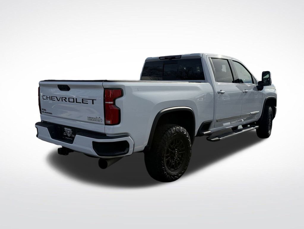 Used 2024 Chevrolet Silverado 3500 High Country w/ Technology Package image 8