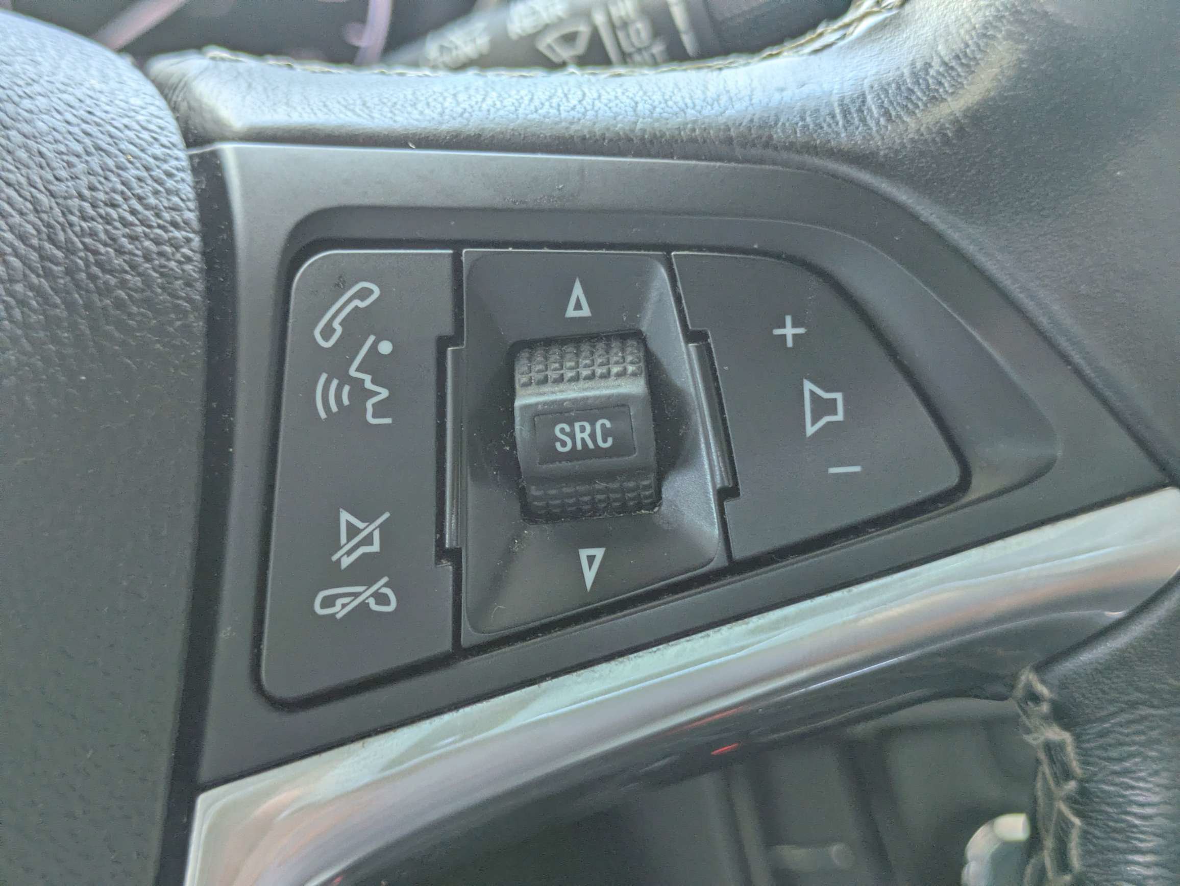 Used 2018 Buick Encore Preferred FWD image 14