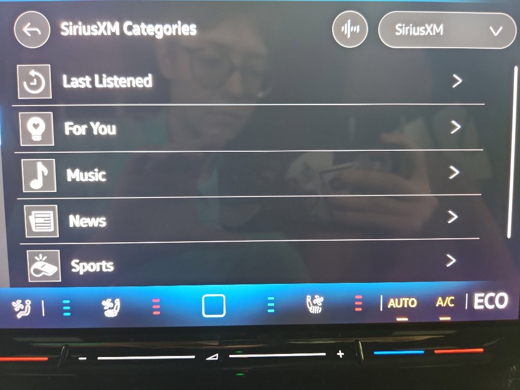 New 2025 Volkswagen ID. Buzz Pro S image 21