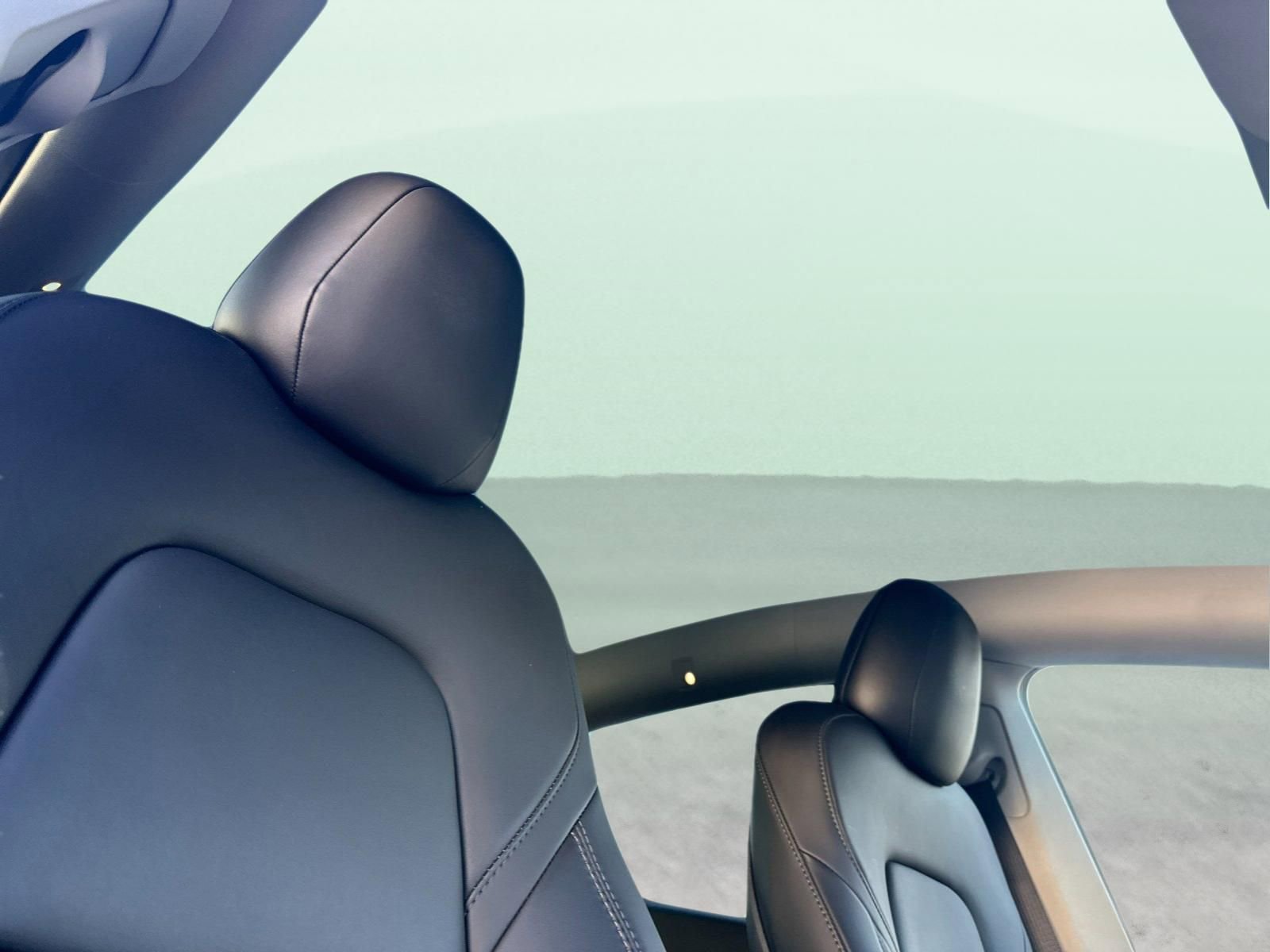 Used 2023 Tesla Model Y Performance image 17