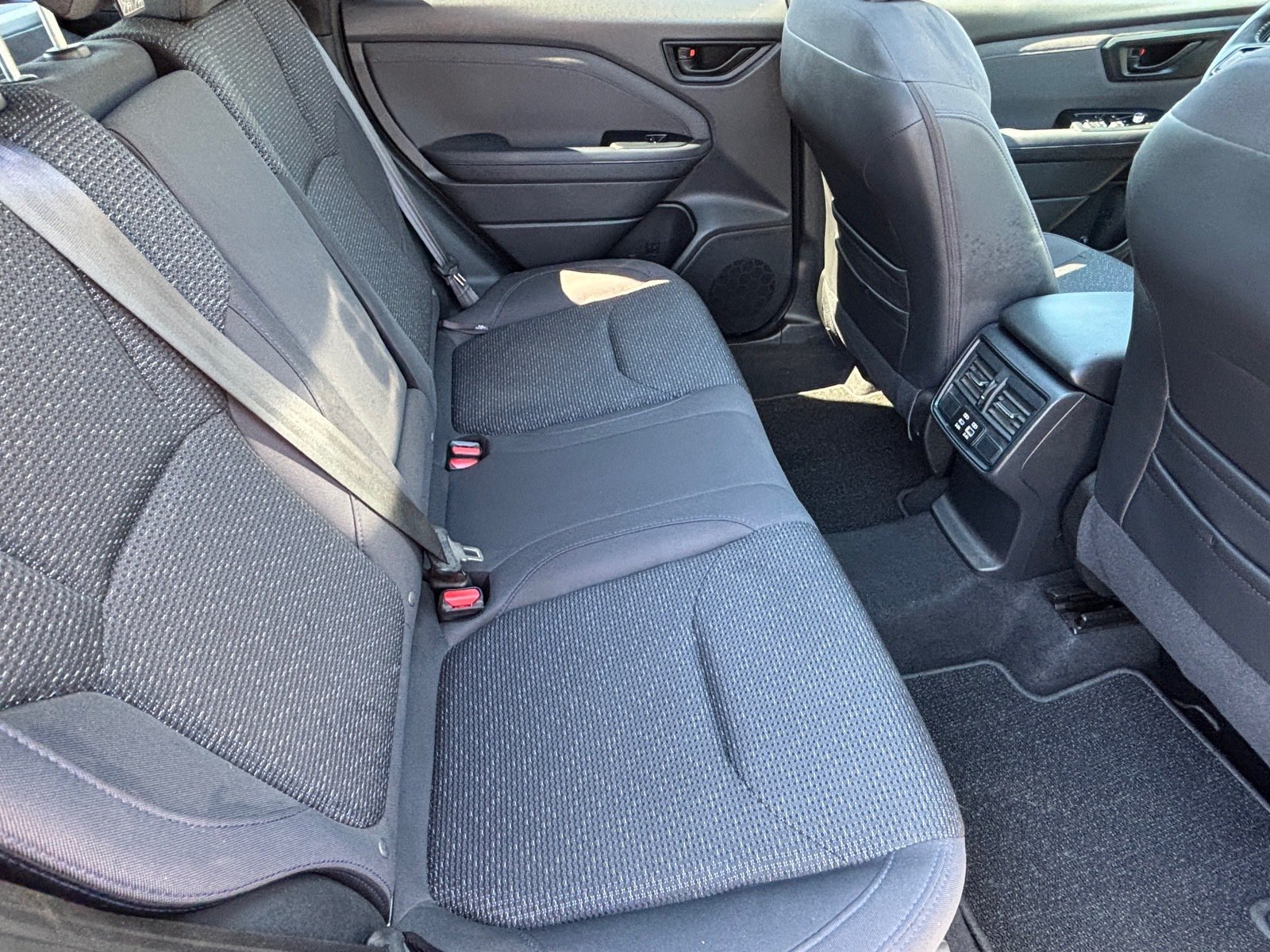 Used 2025 Subaru Forester Premium AWD/4WD image 31